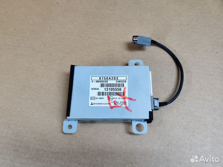 8750A203 блок юсб Митсубиси usb с проводом комплек