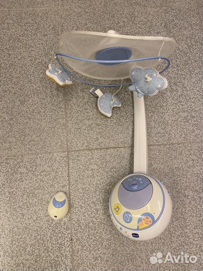 Мобиль на кроватку chicco