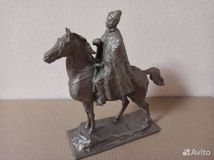 Статуэтка Чапаев на коне
