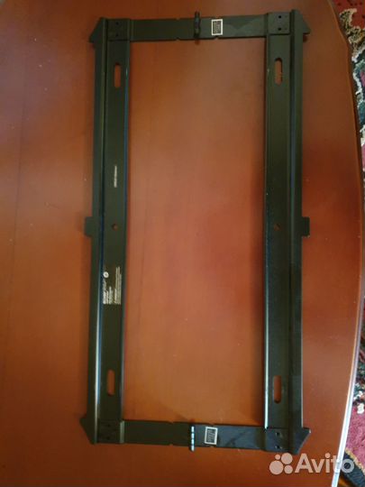 Крепеж для телевизора на стену