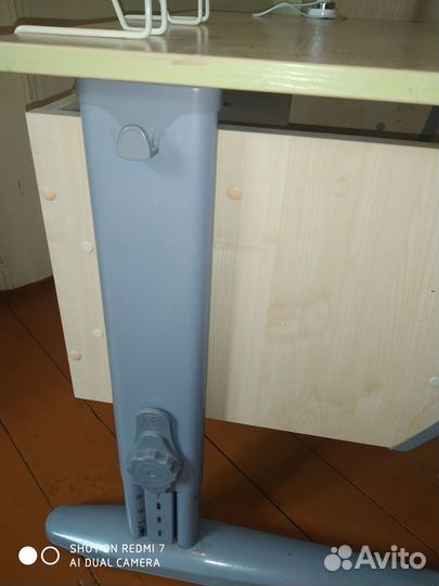 Растущая парта и стул 