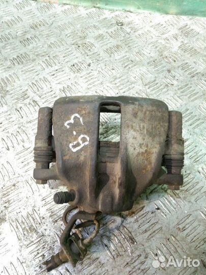 Суппорт передний левый Volkswagen Passat B3