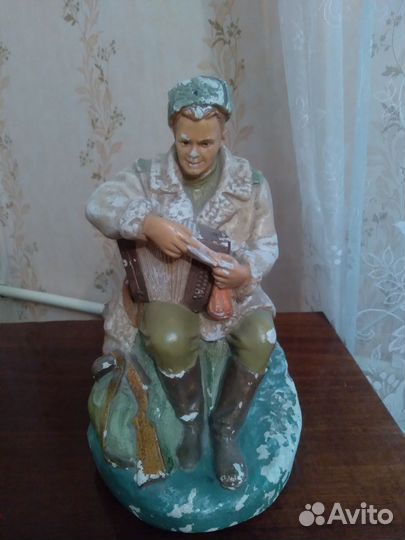 Скульптура Василий Тёркин 1956г