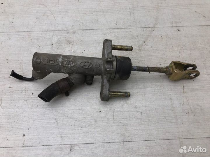 Главный цилиндр сцепления Kia Rio 2 G4EE 2005