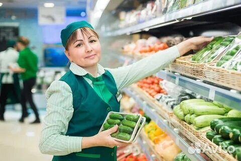 Работник торгового зала