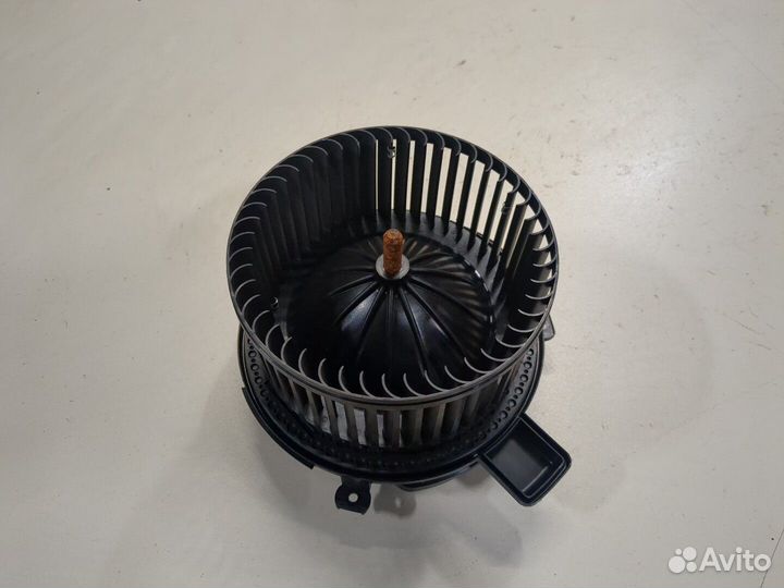 Двигатель отопителя Cadillac XT5 2019, 2020