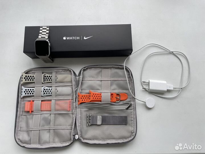 Apple Watch 5 44 mm Nike