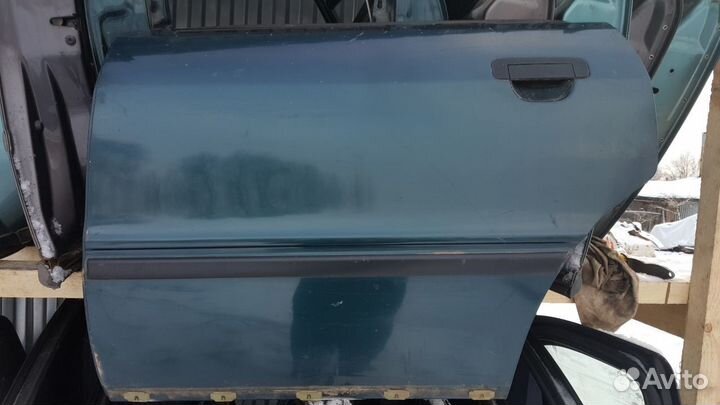 Дверь задняя левая audi 80 b4 зеленая ауди б4 lz6m