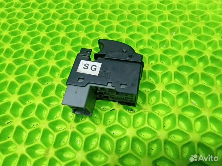 Кнопка стеклоподъемника Chevrolet Lacetti J200