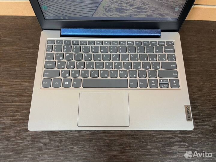 Ноутбук Lenovo/SSD/4Гб/A6-9