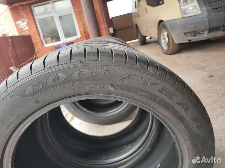 Goodyear Eagle F1 Asymmetric SUV 4x4 255/50 R19 и 285/45 R19 107W