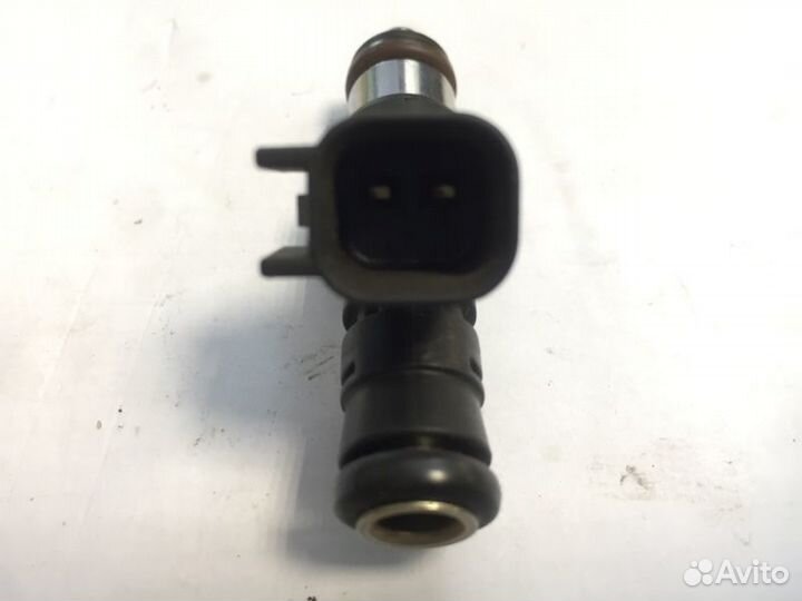 Форсунка инжекторная электрическая Volvo V50 2011