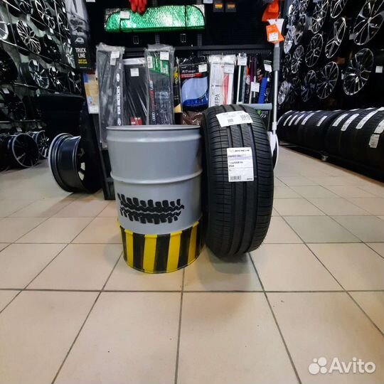 Michelin Energy XM2+ 215/60 R16 95H