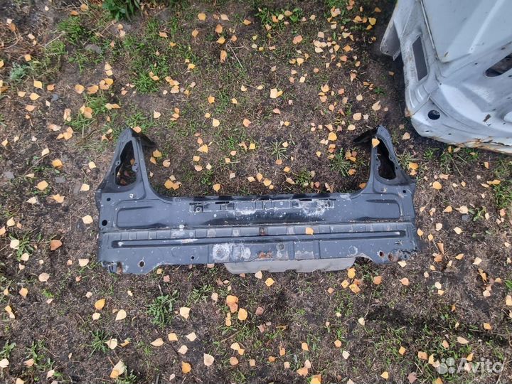 Renault Symbol 1 задний фартук