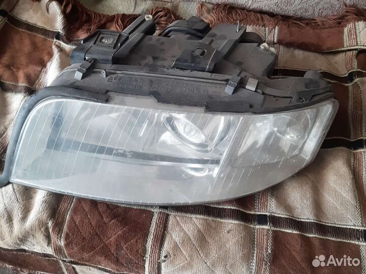 Фара А6 С5 левая