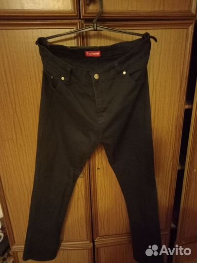 Джинсы supreme