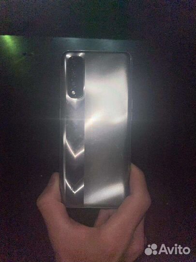 Телефон