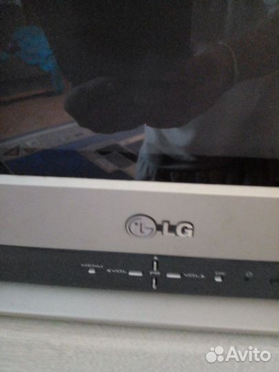 Раритетный телевизор с проигрывающими системами