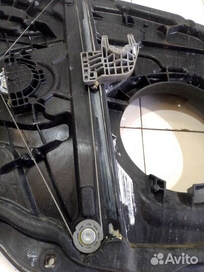 Стеклоподъемник электрический передний правый