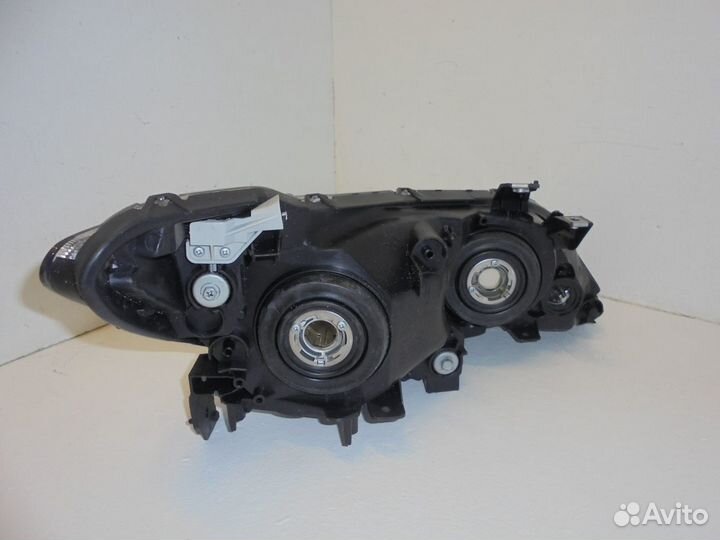 Фара Honda Civic 4D 2005-2012