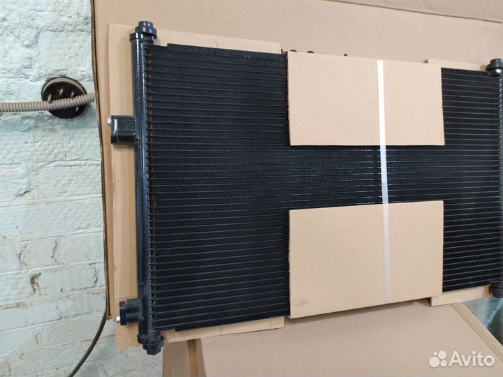 Радиатор кондиционера Toyota Rav 4