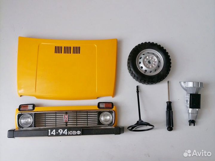 Сборная модель автомобиля