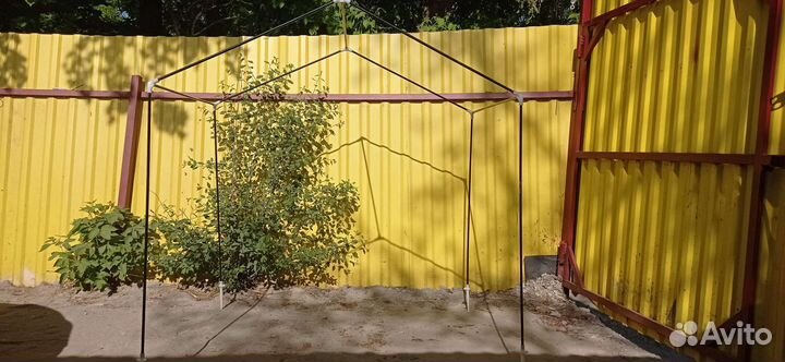 Туристическая палатка укрытие рыболова