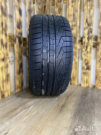 Pirelli Winter Sottozero 210 Serie II 245/45 R17 99H