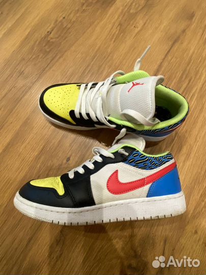 Кроссовки nike jordan retro