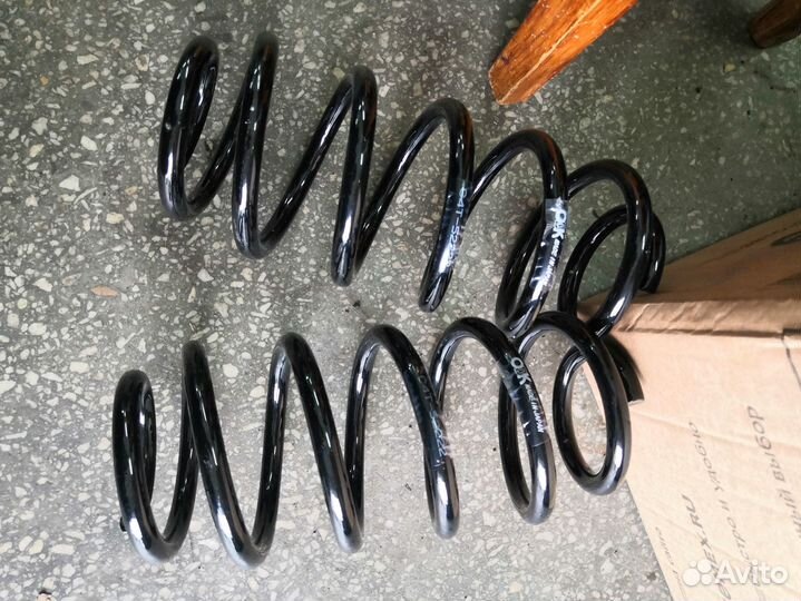 Пружины Тойота Филдер 164