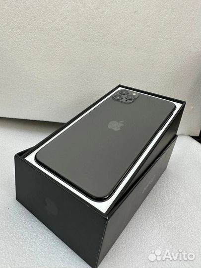 iPhone 11 Pro Max, 64 ГБ