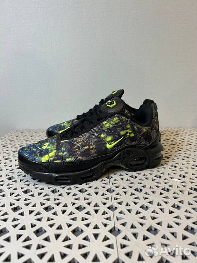 Кроссовки Nike Air Max tn