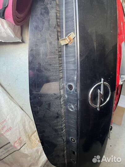 Крышка багажника Opel astra h хэтчбек