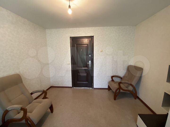 Комната 14 м² в 1-к., 4/5 эт.