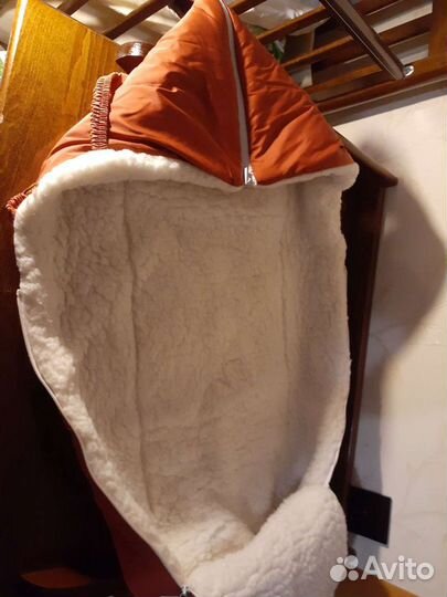 Продам зимний конверт в коляску(очень тёплый, овчи