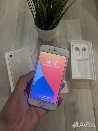 iPhone 7, 32 ГБ
