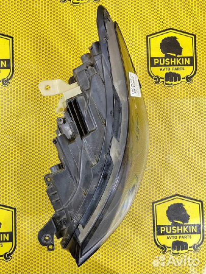 Фара левая Hyundai Sonata