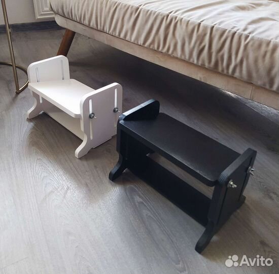 Подставки под ноги регулируемые. Детские