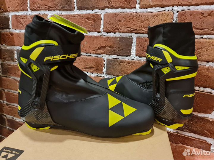 Ботинки лыжные Fischer RCS Carbon, конек, новые