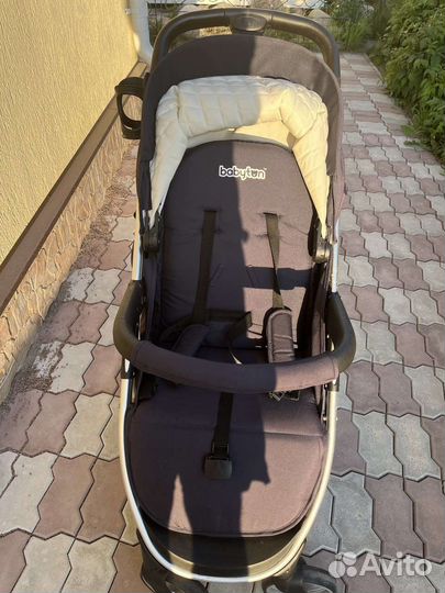 Компактная, складная, лëгкая прогулочная коляска