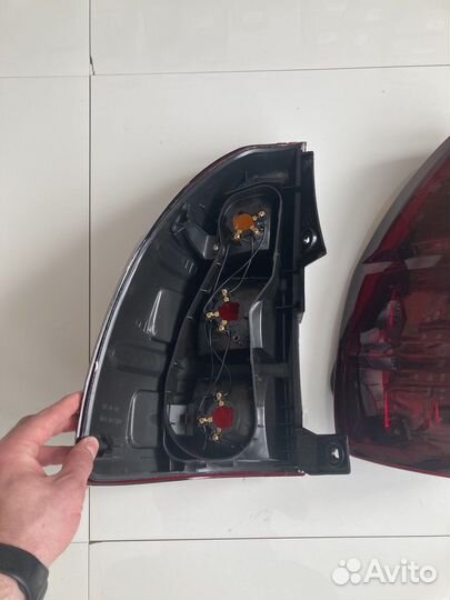 Фонарь задний (2шт) Lexus GX470 2002-2007