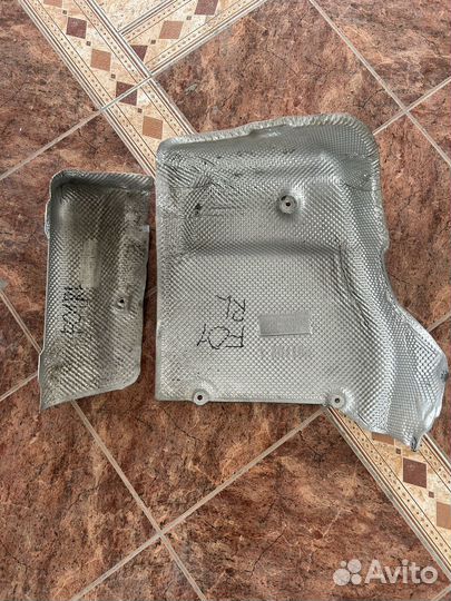 Термоэкран глушителя BMW 7 F01