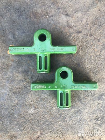 Держатель поворотный John Deere