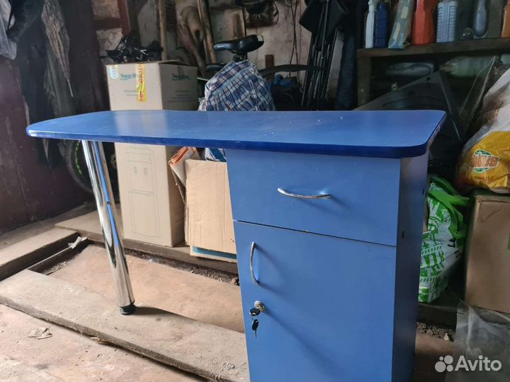 Стол для маникюра