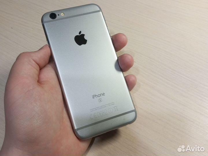 iPhone 6S, 64 ГБ