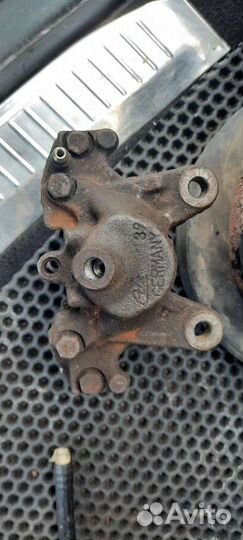 Суппорт задний Mercedes Benz