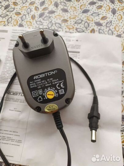 Блок питания универсальный 1000мА