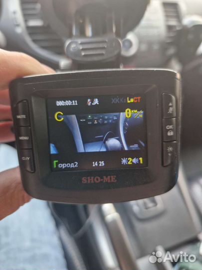 Видеорегистратор с радар-детектором