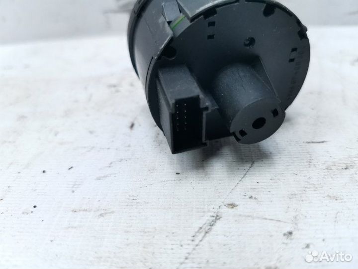 Переключатель света Volkswagen Passat B6