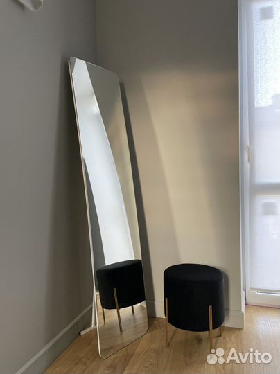 Зеркало напольное